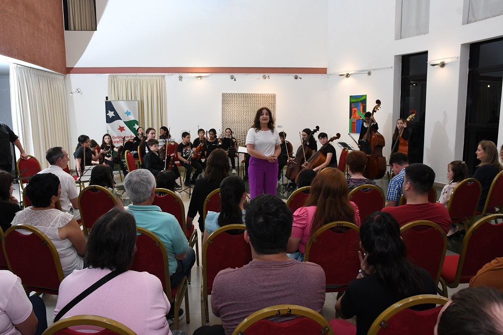 Exitoso concierto de la Orquesta municipal infanto juvenil en Avellaneda